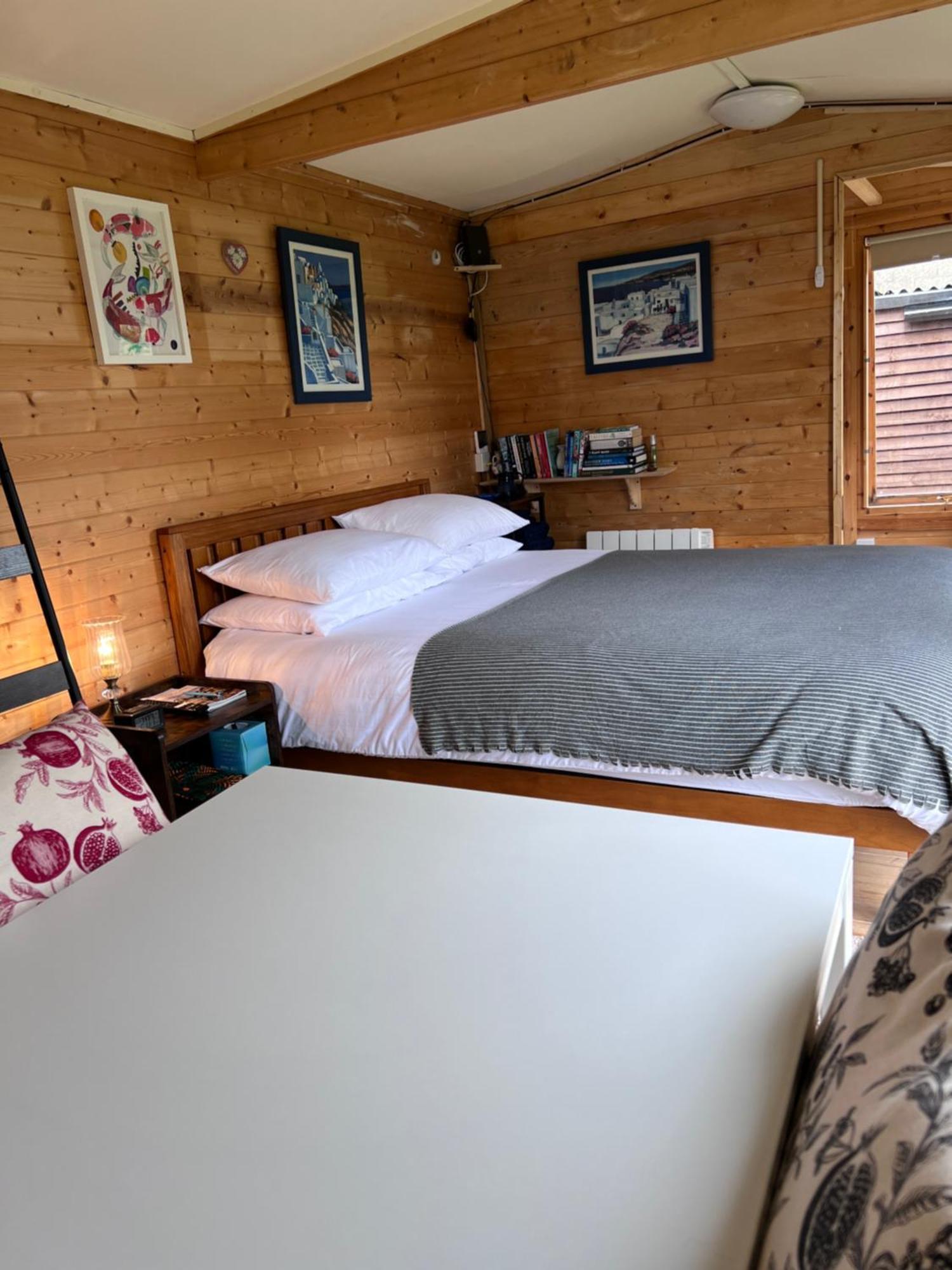 The Cabin Bradford-On-Avon الغرفة الصورة